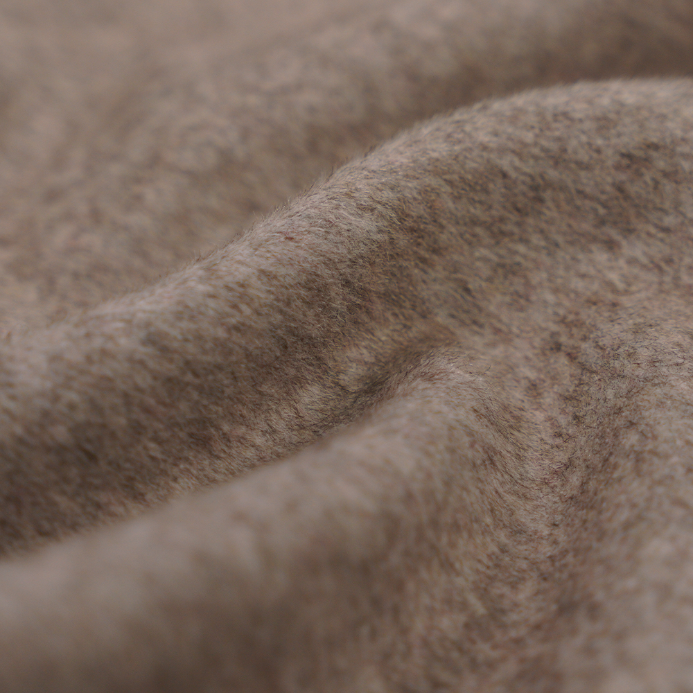 55% Ull, 40% Polyester, 5% Övriga Fiber, 620G/M, Bönpasta, Single-Face Overcoating, Tyg ML-249-5520