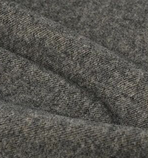 Dubbelsidig övermålning av tyger och höghållfast textil